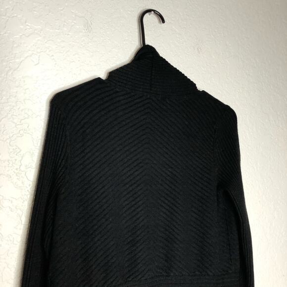 WHBM black mixed ribbed knit open draped front cardigan size Medium - Picture 10 of 13